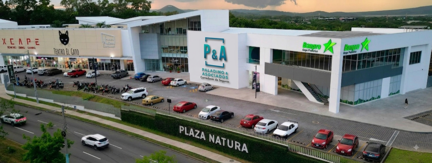 Plaza Natura